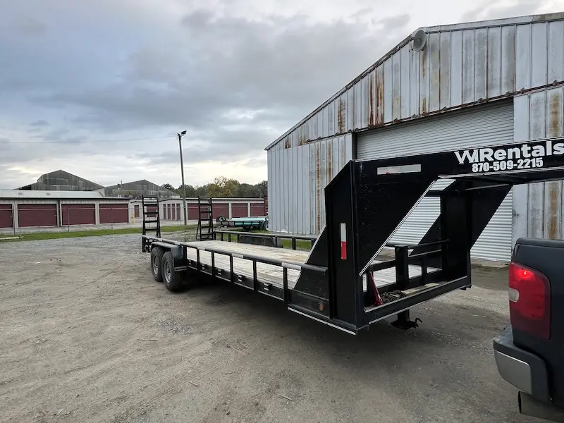 WI Rentals commercial flatbed hauling equipment